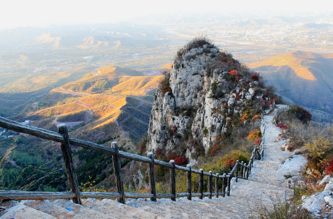 游五指山