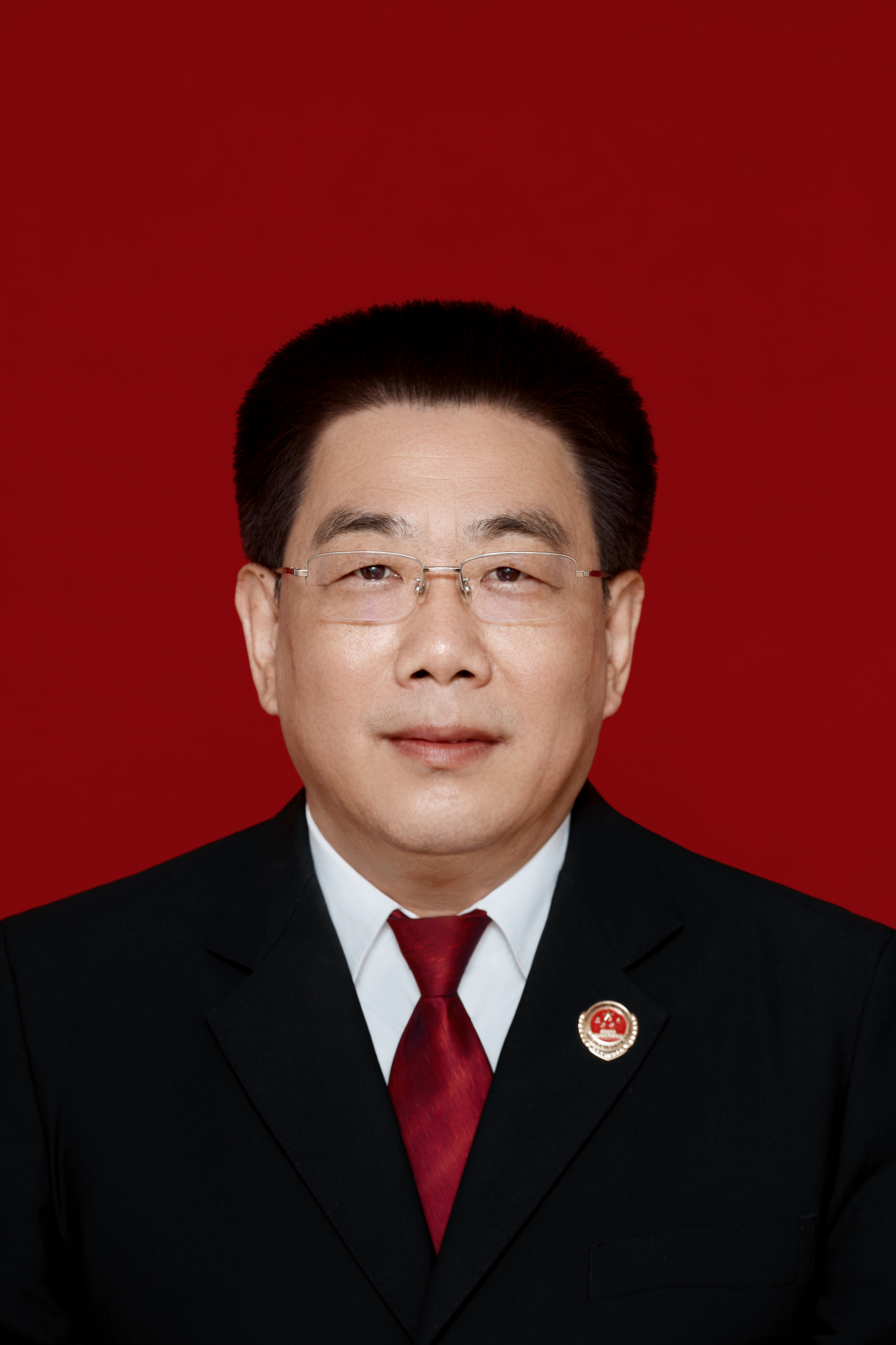 辛辉.jpg